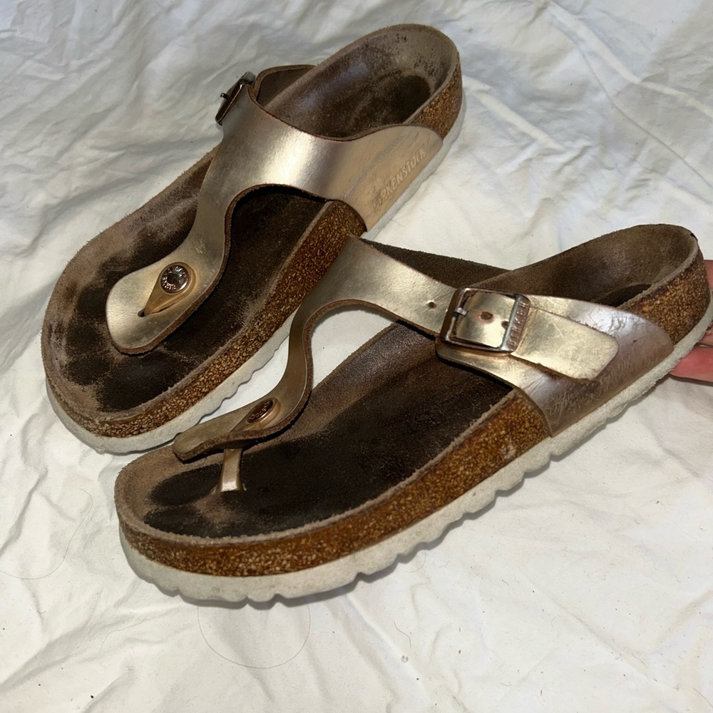 Birkenstock metallic gizeh sandal